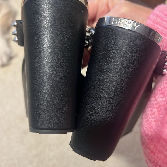 DKNY TINA STUD - BLACK PLATFORM with studs size 5m Brand new! - Picture 4 of 6